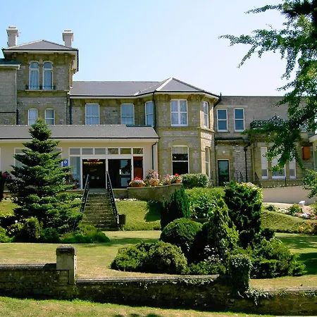 Melville Hall Hotel And Utopia Spa-3